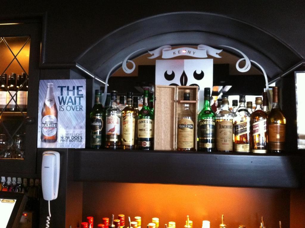Galway Arms Inn Eksteriør bilde